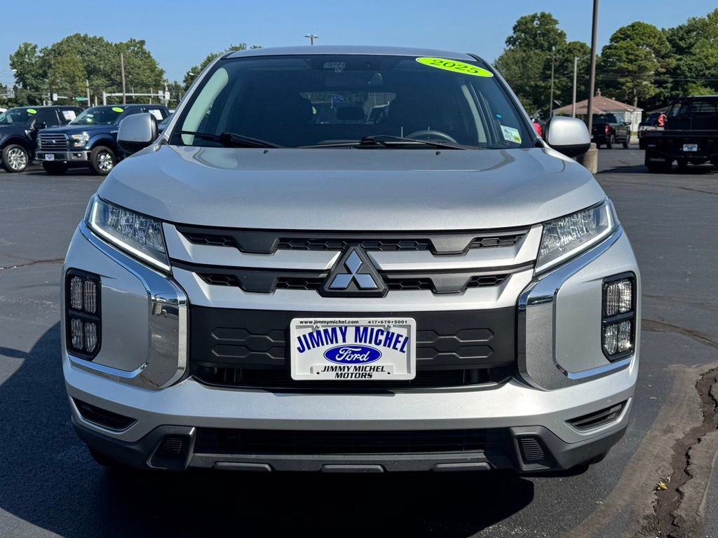 Used 2025 Mitsubishi Outlander Sport SE AWD/4WD image 30