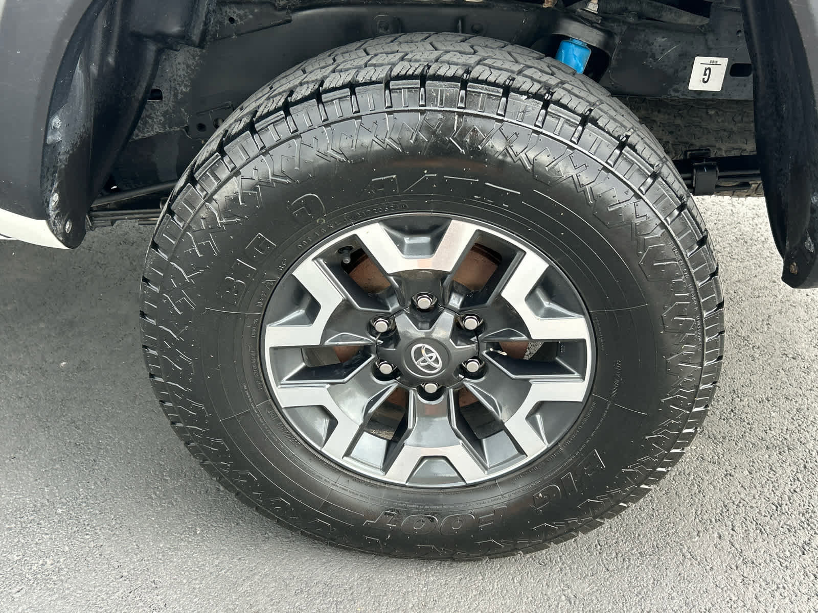 Used 2023 Toyota Tacoma TRD Off-Road image 15