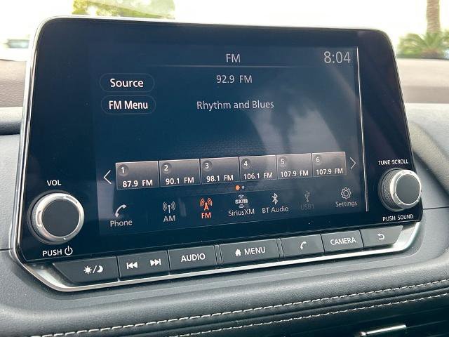 Used 2023 Nissan Rogue SL image 17