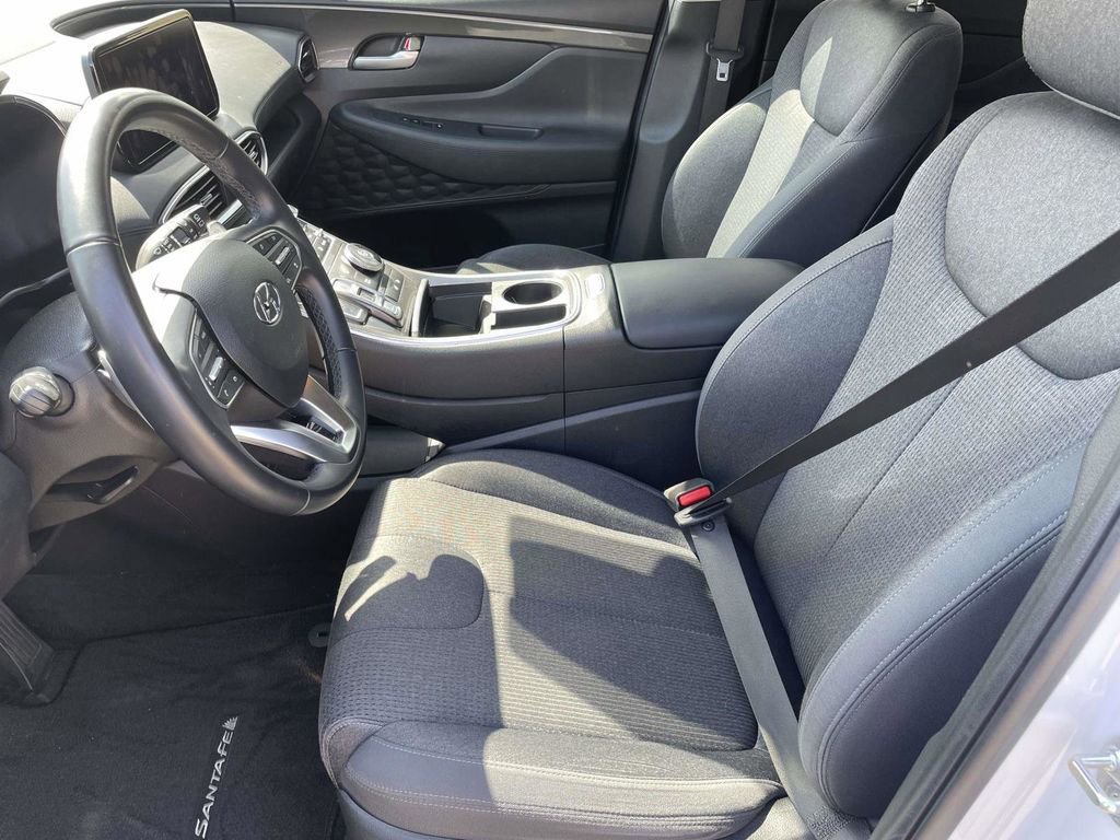 Used 2023 Hyundai Santa Fe SEL image 13