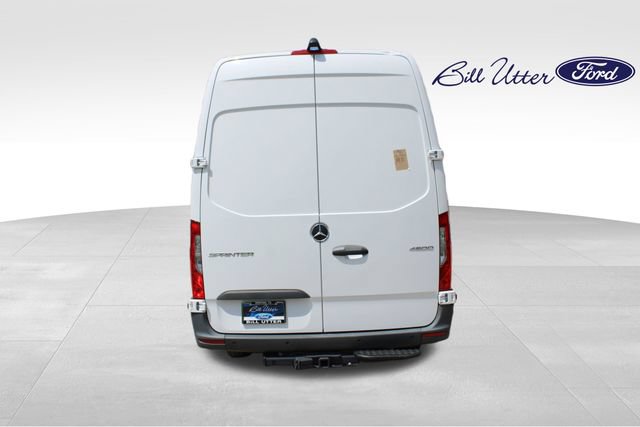 Used 2024 Mercedes-Benz Sprinter 4500 image 6