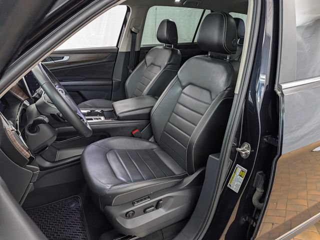 Used 2024 Volkswagen Atlas SEL AWD/4WD image 8