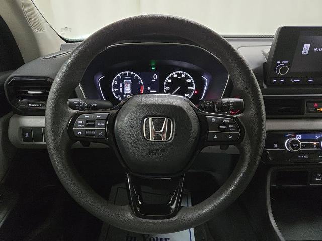 Used 2023 Honda Pilot LX image 4