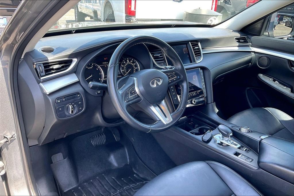 Used 2021 INFINITI QX50 Luxe w/ Cargo Package AWD/4WD image 12