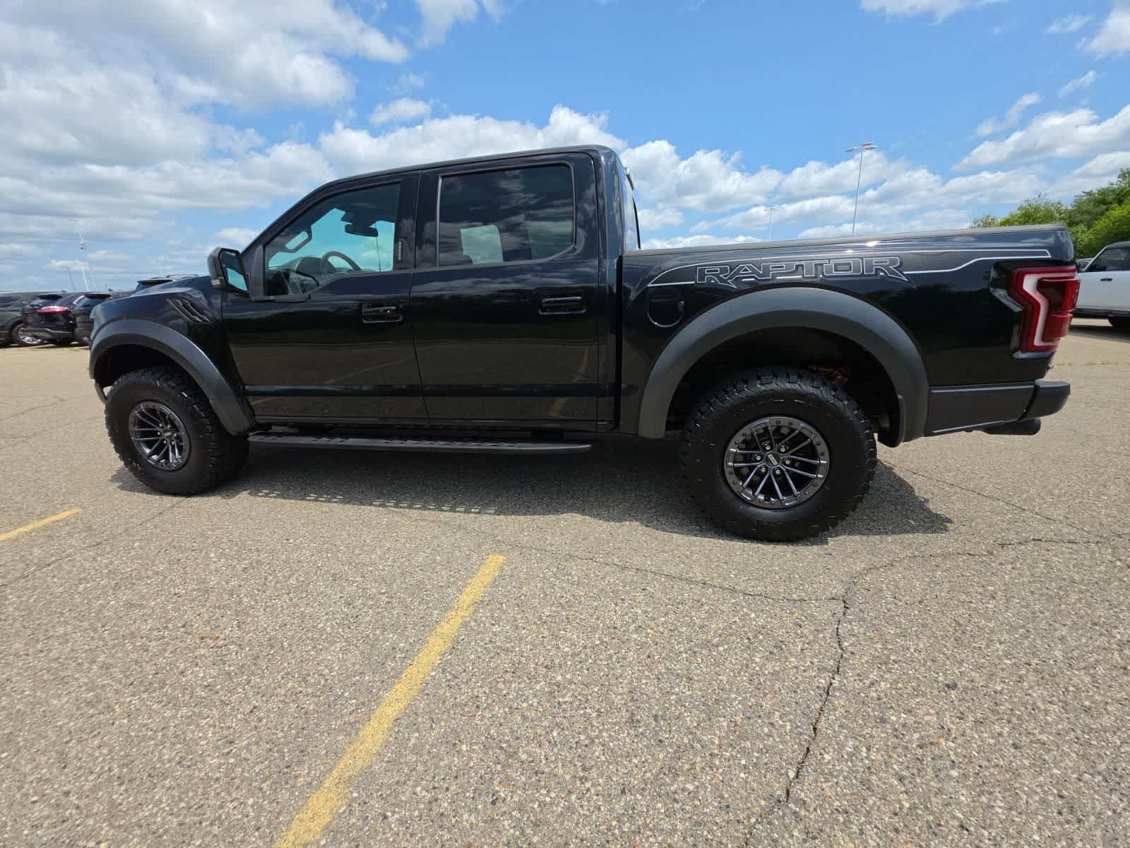 Certified 2019 Ford F150 Raptor w/ Equipment Group 802A Luxury AWD/4WD image 13
