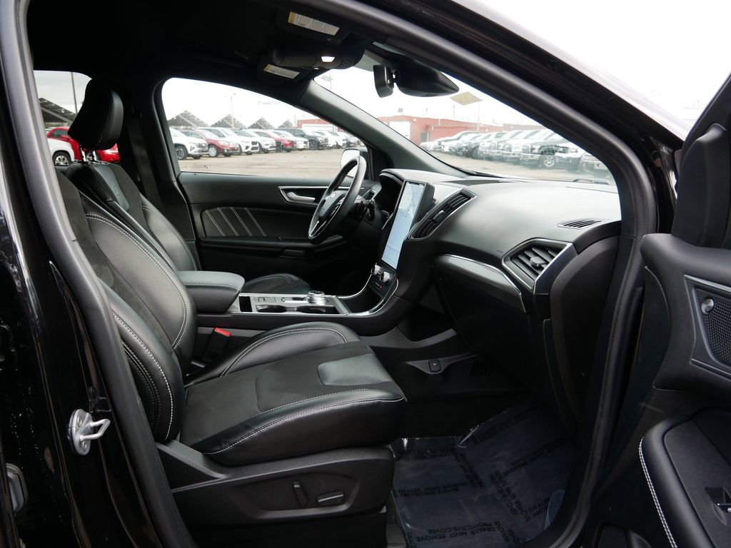 Certified 2023 Ford Edge ST AWD/4WD image 8