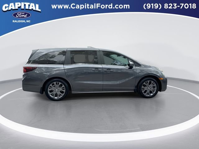 Used 2025 Honda Odyssey Touring image 7