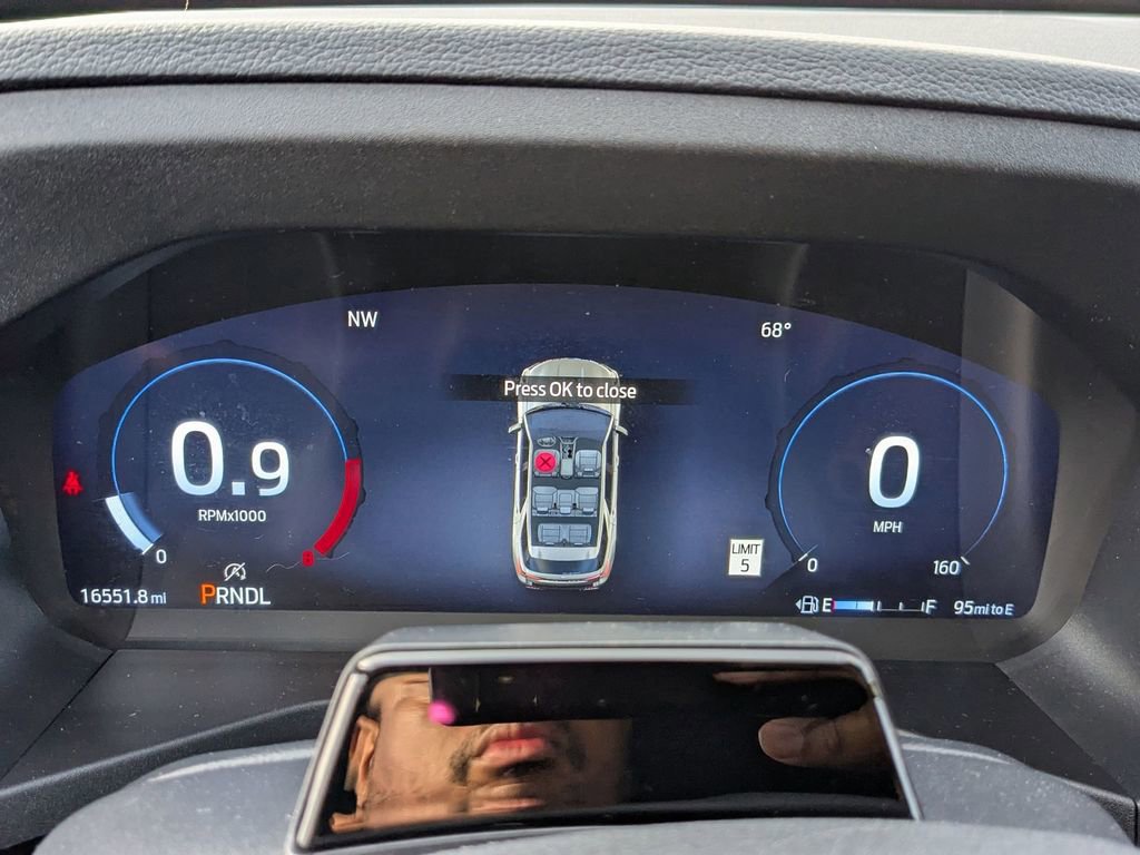 Certified 2025 Ford Explorer ST-Line w/ Premium Package image 13