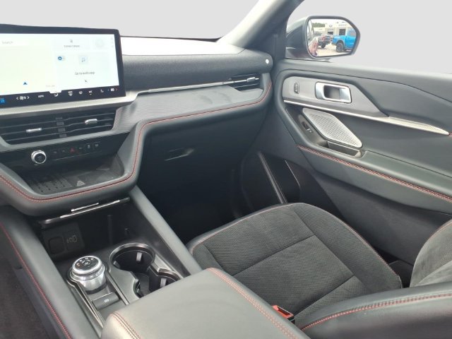 Certified 2025 Ford Explorer ST AWD/4WD image 14
