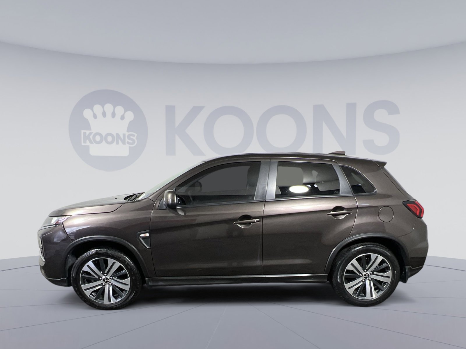 Used 2021 Mitsubishi Outlander Sport ES image 2