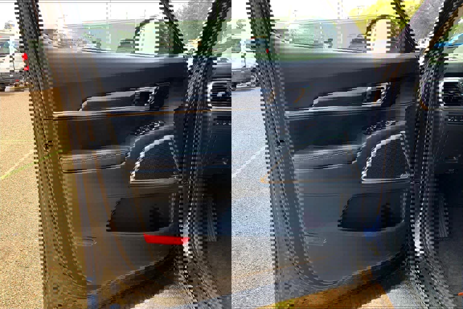 Used 2025 Kia Telluride S image 21