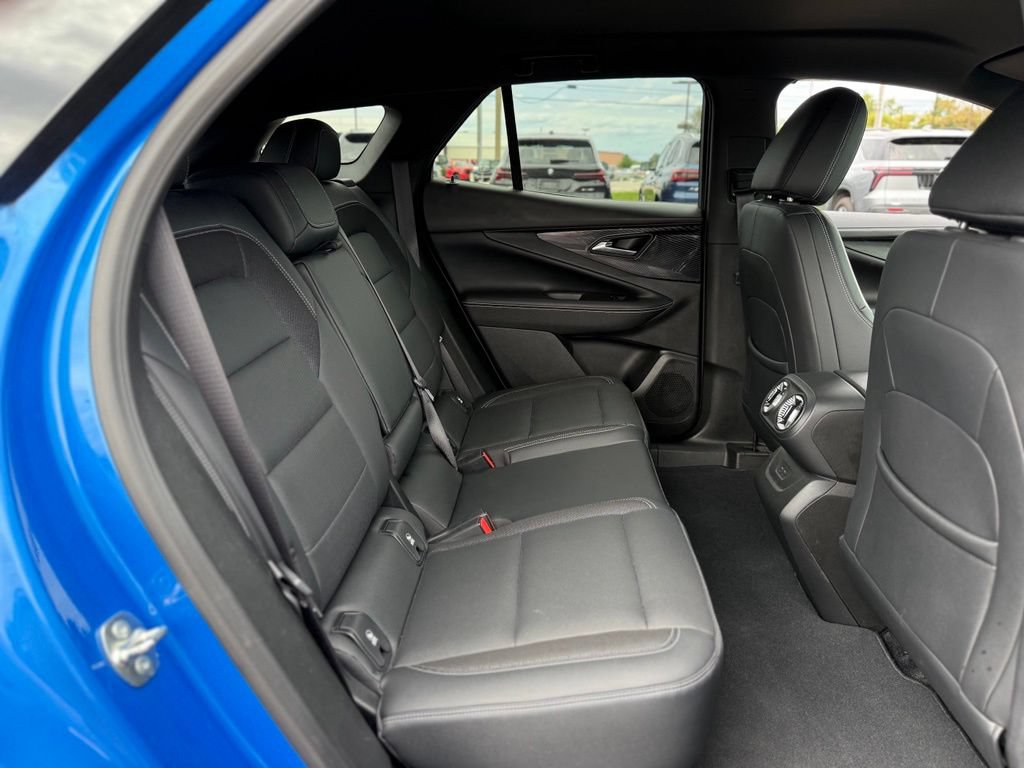 Used 2024 Chevrolet Blazer EV LT AWD/4WD image 18