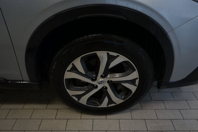 Used 2021 Subaru Outback Limited image 15