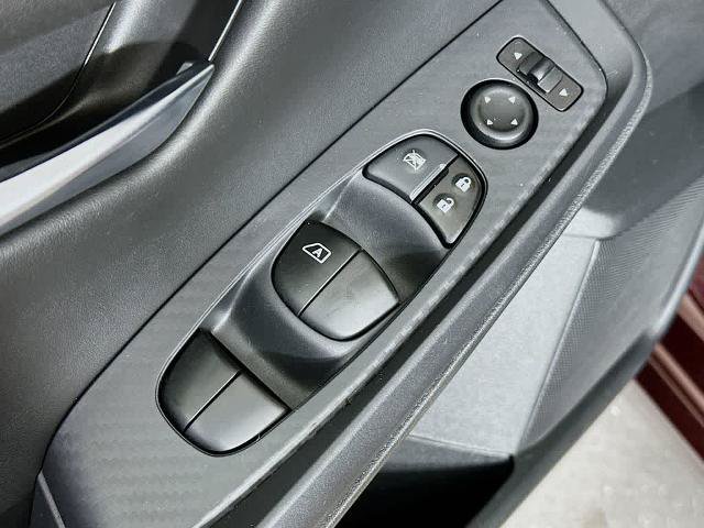 Used 2020 Nissan Sentra SV FWD image 28
