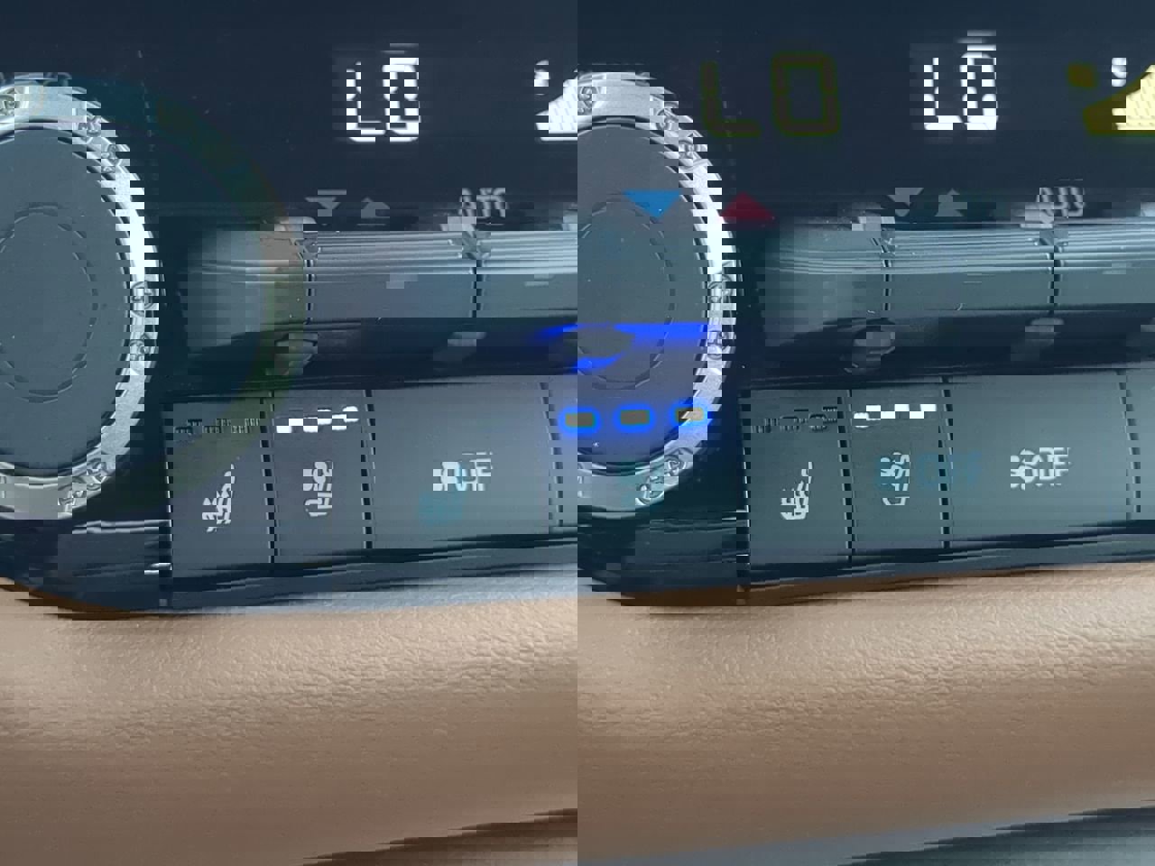 Used 2024 Toyota Tundra 1794 Edition image 22