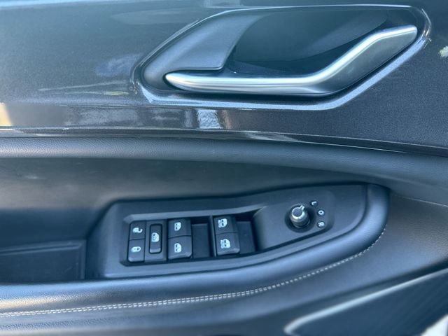 Used 2022 Jeep Grand Cherokee Altitude image 14