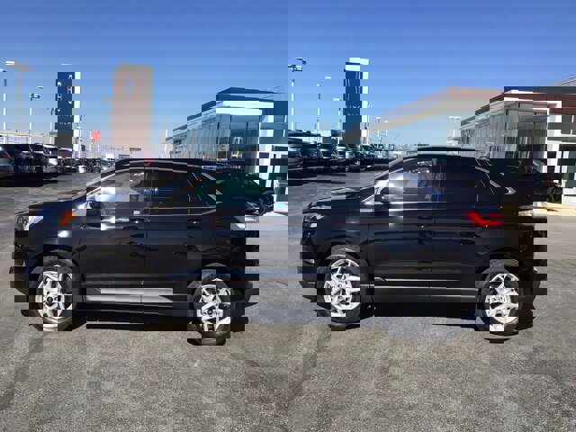 Certified 2024 Ford Edge SEL w/ Convenience Package image 2