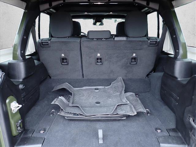 Used 2024 Jeep Wrangler Unlimited Rubicon 4xe w/ Safety Group AWD/4WD image 8