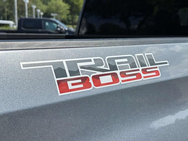 Used 2022 Chevrolet Silverado 1500 LT Trail Boss w/ Bed Protection Package AWD/4WD image 18