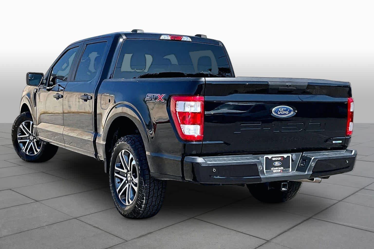 Certified 2022 Ford F150 XL w/ STX Appearance Package RWD image 12