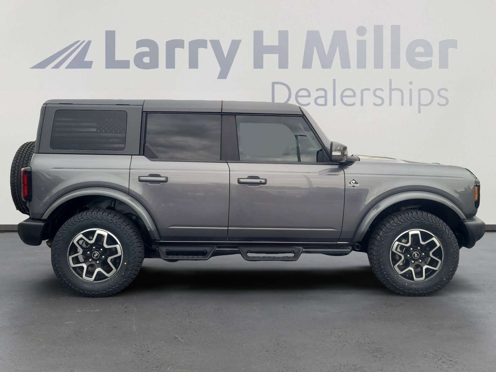 Certified 2023 Ford Bronco Outer Banks AWD/4WD image 6