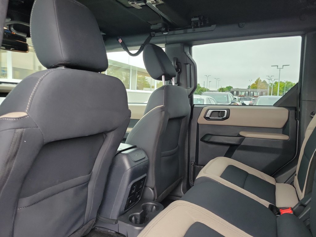 Certified 2023 Ford Bronco Big Bend w/ Sasquatch Package AWD/4WD image 16