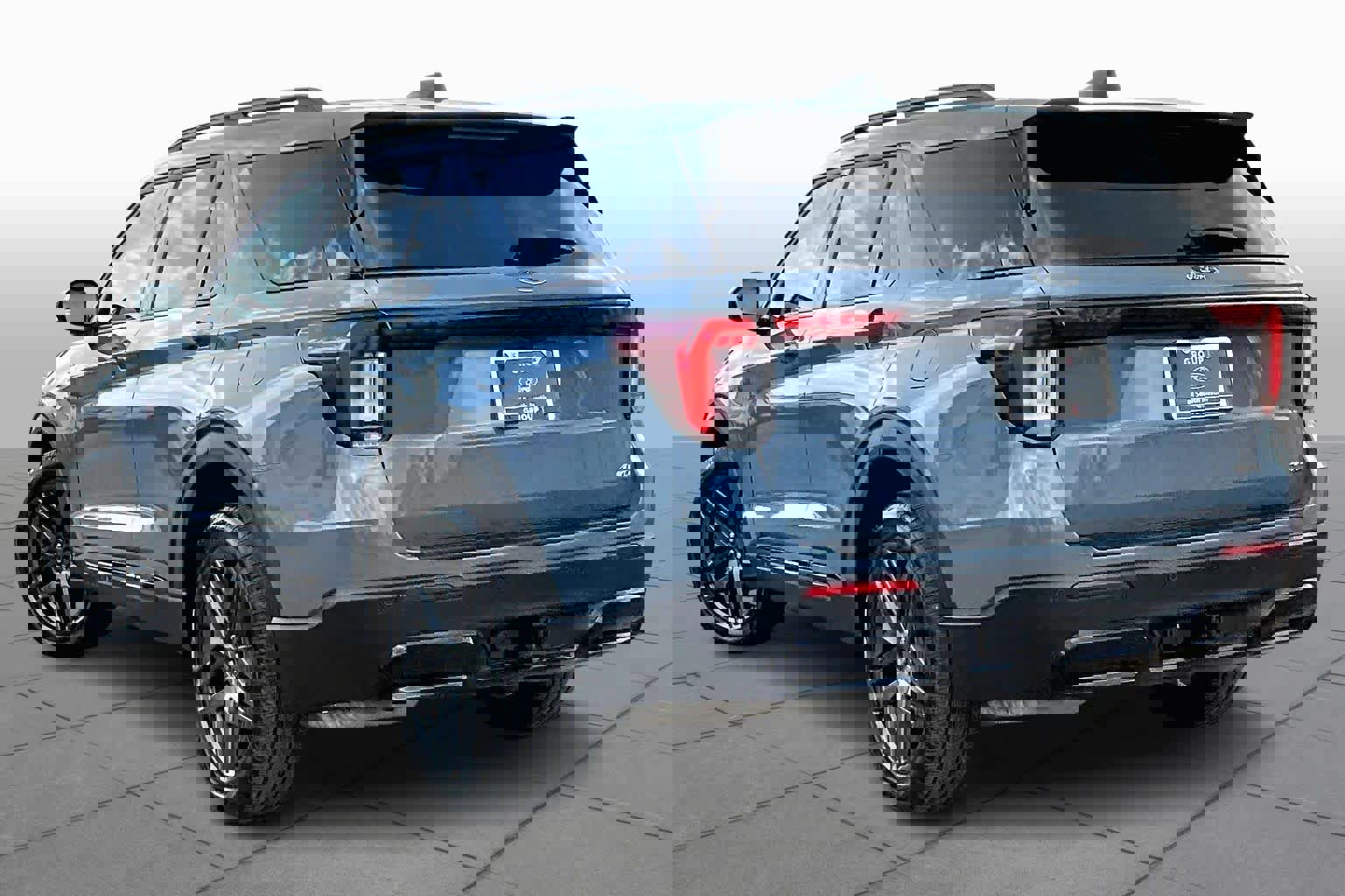 Certified 2025 Ford Explorer ST-Line w/ Premium Package image 4