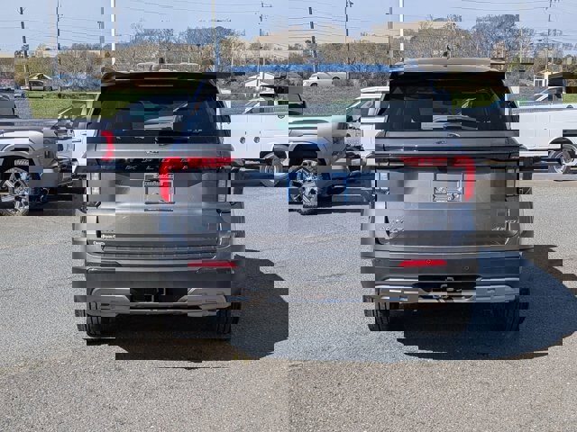 Certified 2025 Ford Explorer Active w/ Active Comfort Package image 4