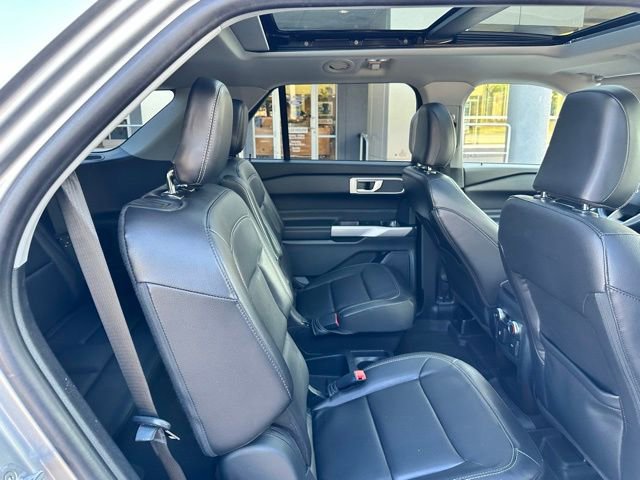 Certified 2021 Ford Explorer XLT w/ Equipment Group 202A AWD/4WD image 43