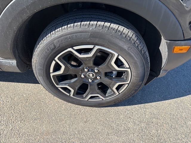 Certified 2025 Ford Bronco Sport Outer Banks w/ Outer Banks Tech Package+ AWD/4WD image 9