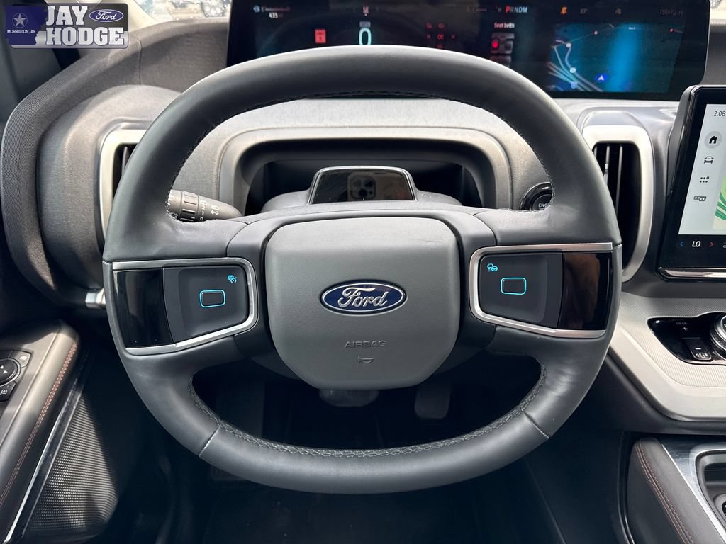 Certified 2025 Ford Expedition Active AWD/4WD image 27