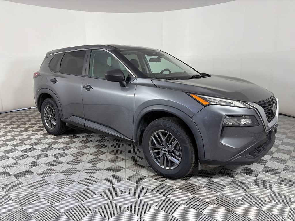Used 2021 Nissan Rogue S AWD/4WD image 1