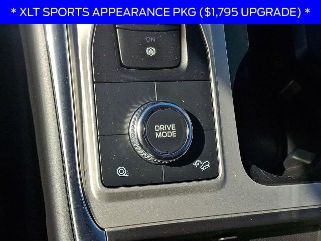 Certified 2022 Ford Explorer XLT w/ Equipment Group 202A AWD/4WD image 27