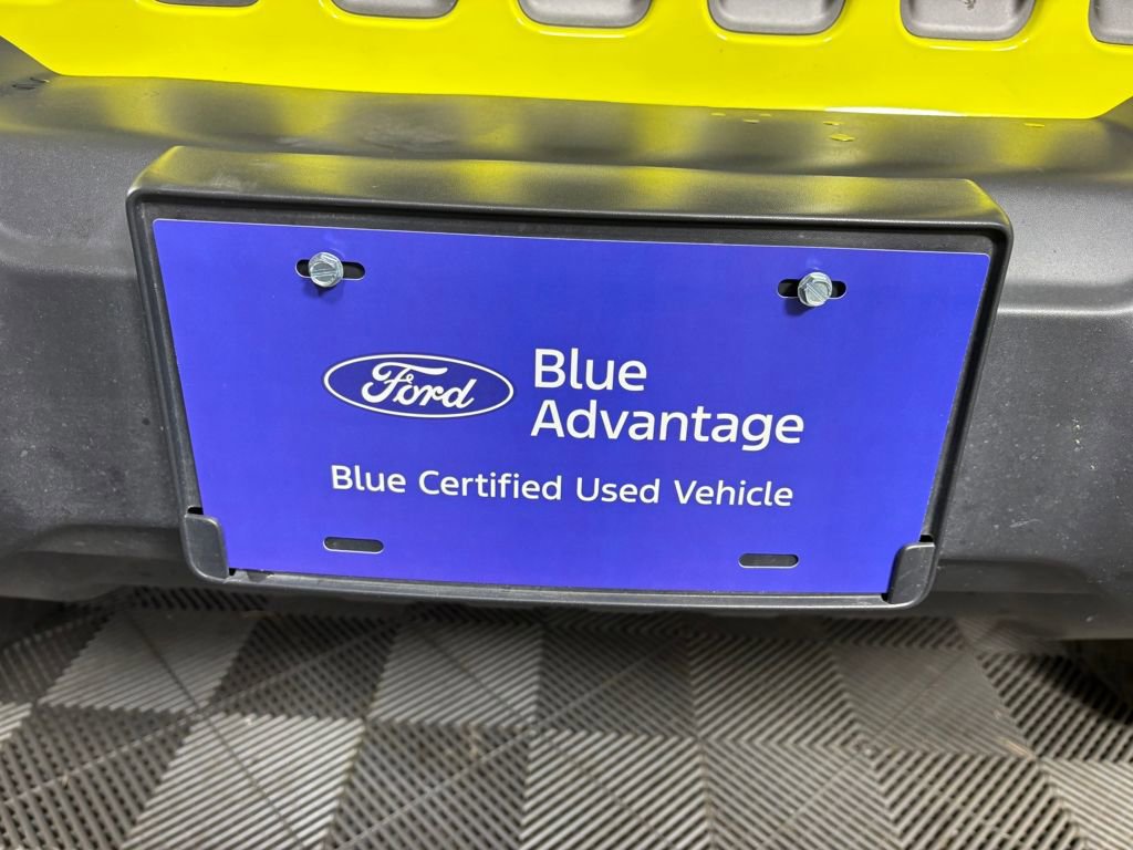 Used 2023 Jeep Wrangler Unlimited Rubicon w/ Cold Weather Group image 9