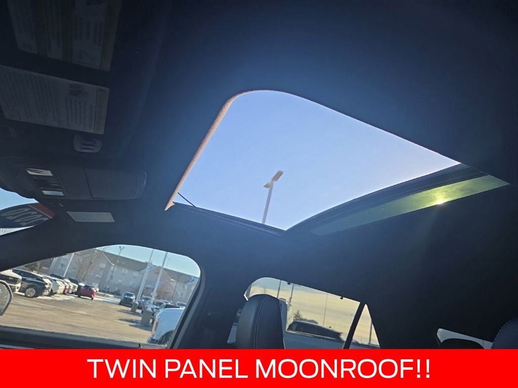 Certified 2020 Ford Explorer ST w/ Premium Technology Package image 18