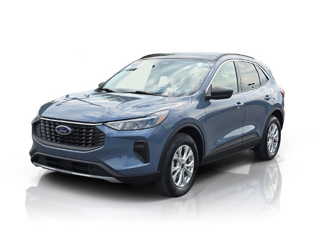 Certified 2024 Ford Escape Active w/ Tech Pack #1 AWD/4WD image 2