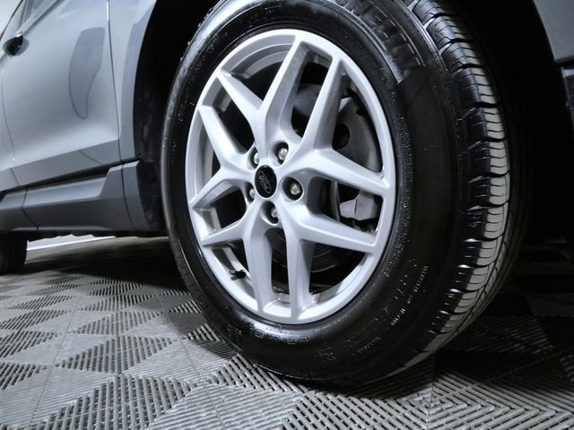 Certified 2024 Ford Edge SEL w/ Convenience Package AWD/4WD image 2