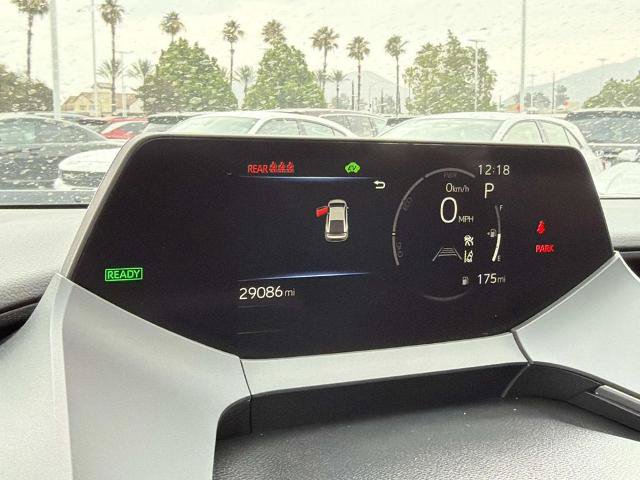 Used 2024 Toyota Prius XLE FWD image 26