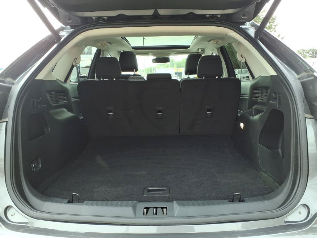 Certified 2024 Ford Edge SEL w/ Convenience Package AWD/4WD image 9