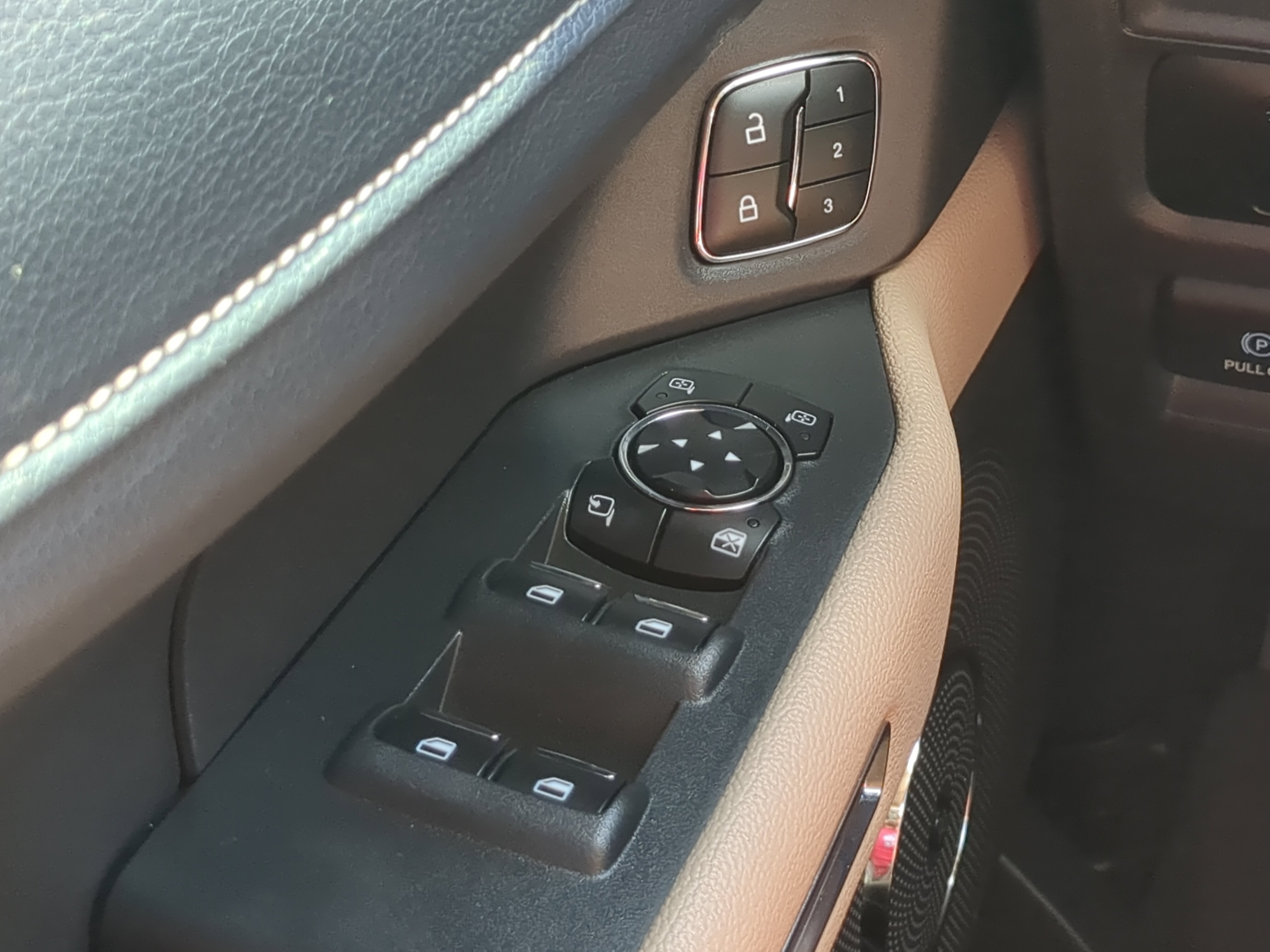 Certified 2023 Ford Expedition Limited RWD image 23