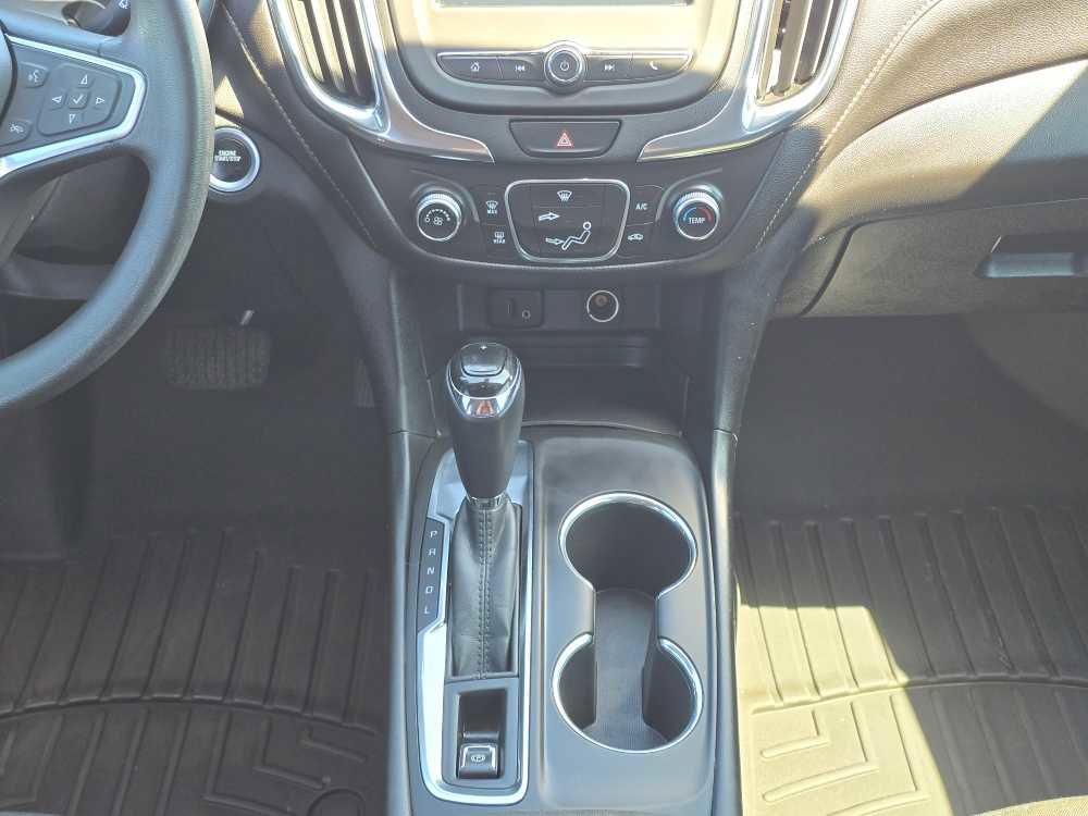 Used 2018 Chevrolet Equinox LT FWD image 13