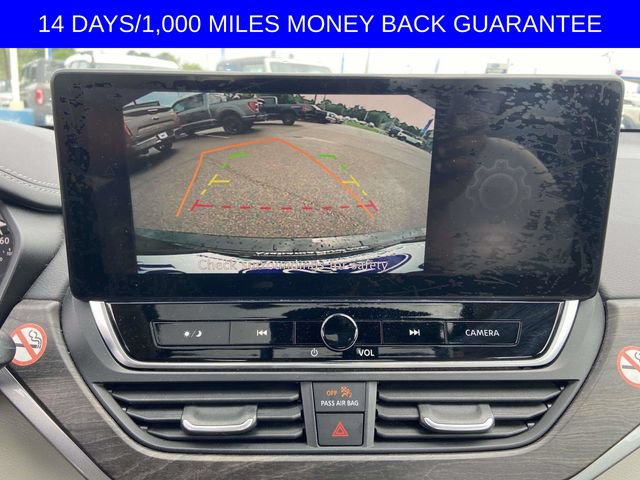 Used 2024 Nissan Altima 2.5 SV w/ SV Premium Package FWD image 19