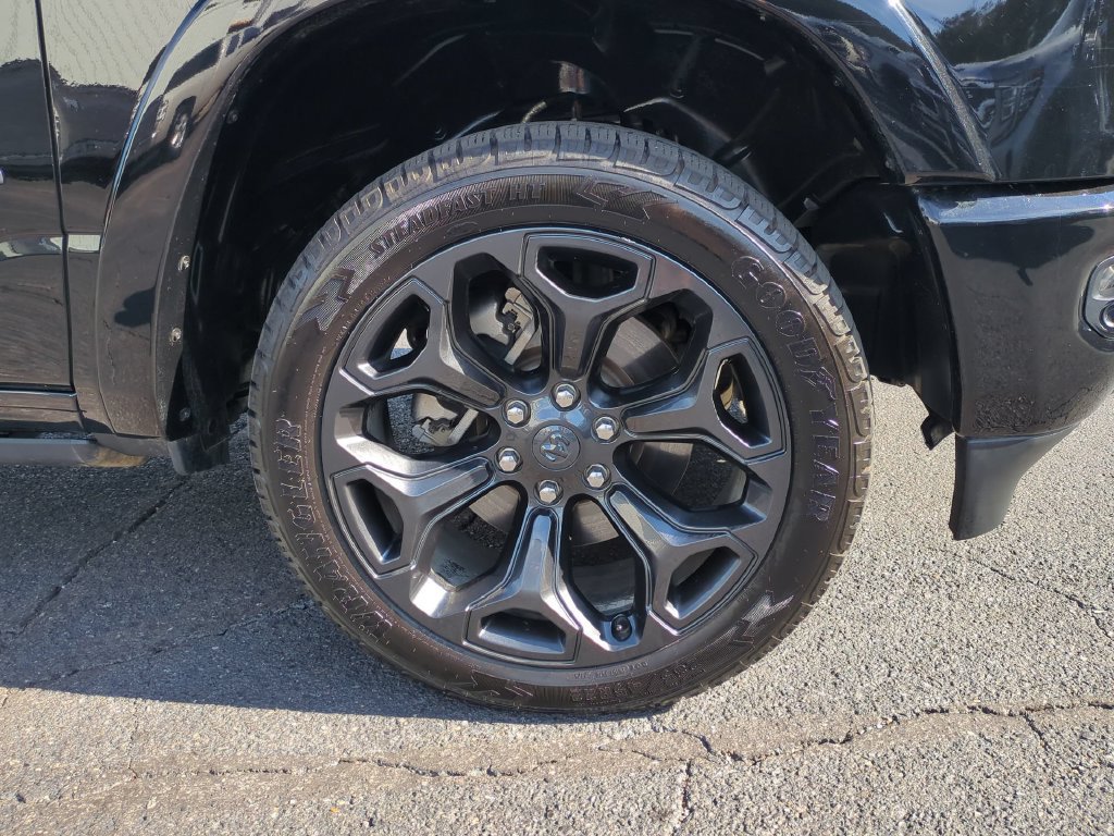Used 2022 RAM 1500 Limited AWD/4WD image 13