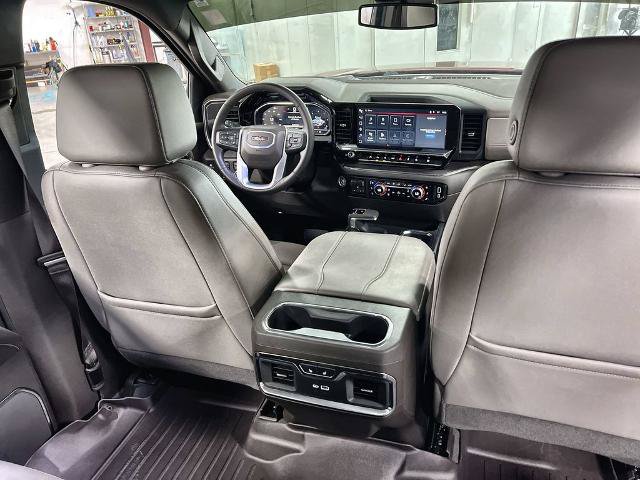 Used 2024 GMC Sierra 1500 SLT AWD/4WD image 21