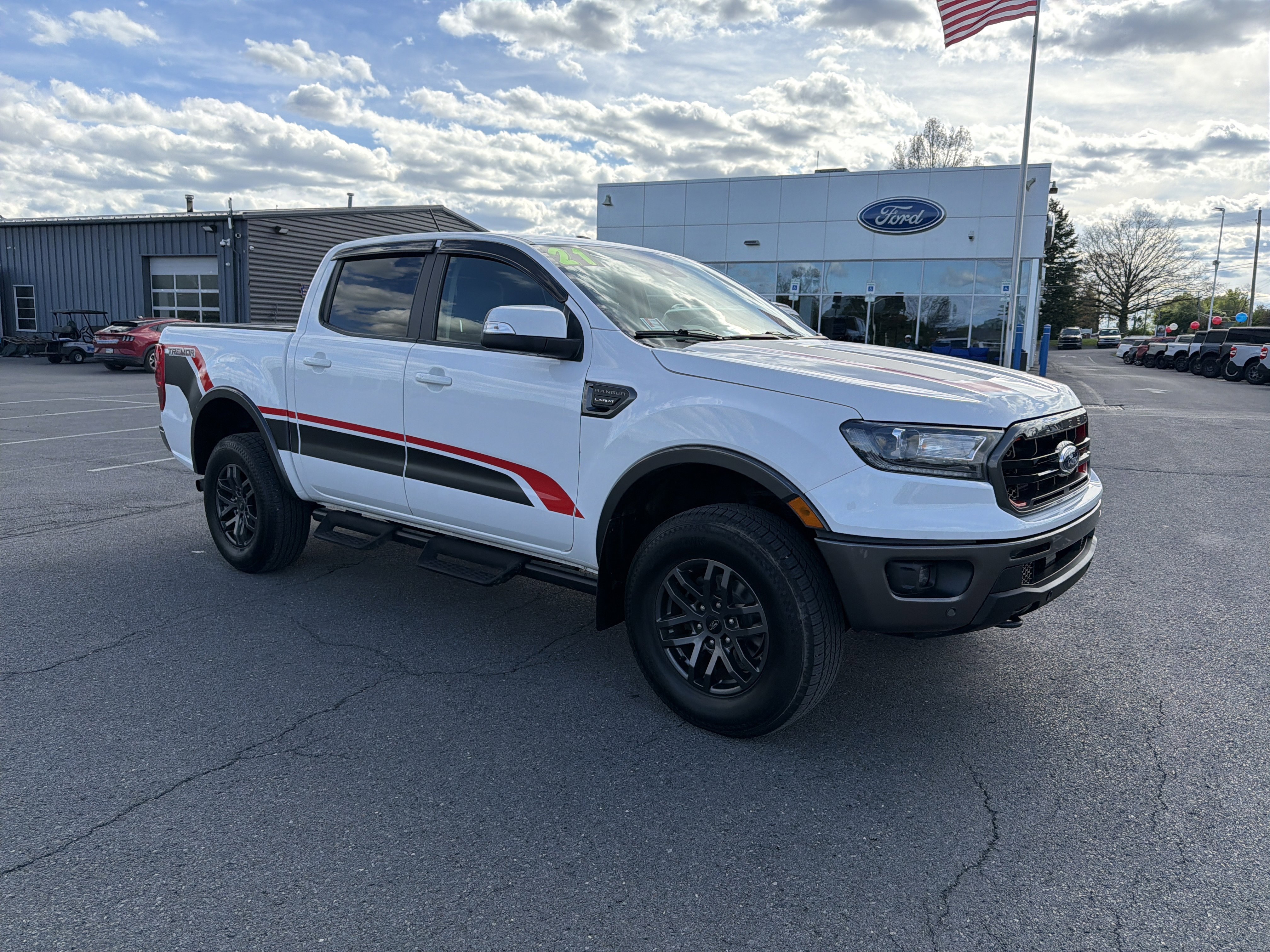Certified 2021 Ford Ranger Lariat w/ Tremor Off-Road Package AWD/4WD image 1