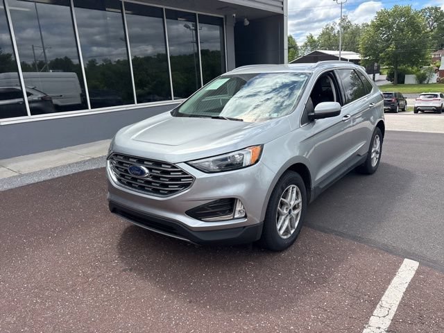 Certified 2022 Ford Edge SEL w/ Convenience Package AWD/4WD image 10