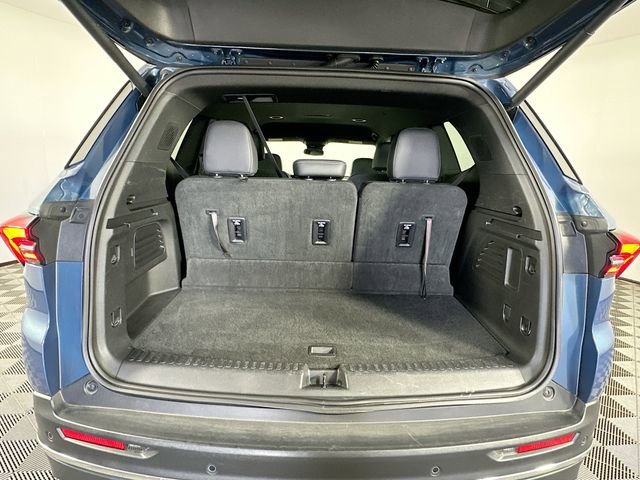 Used 2025 Buick Enclave Preferred FWD image 30
