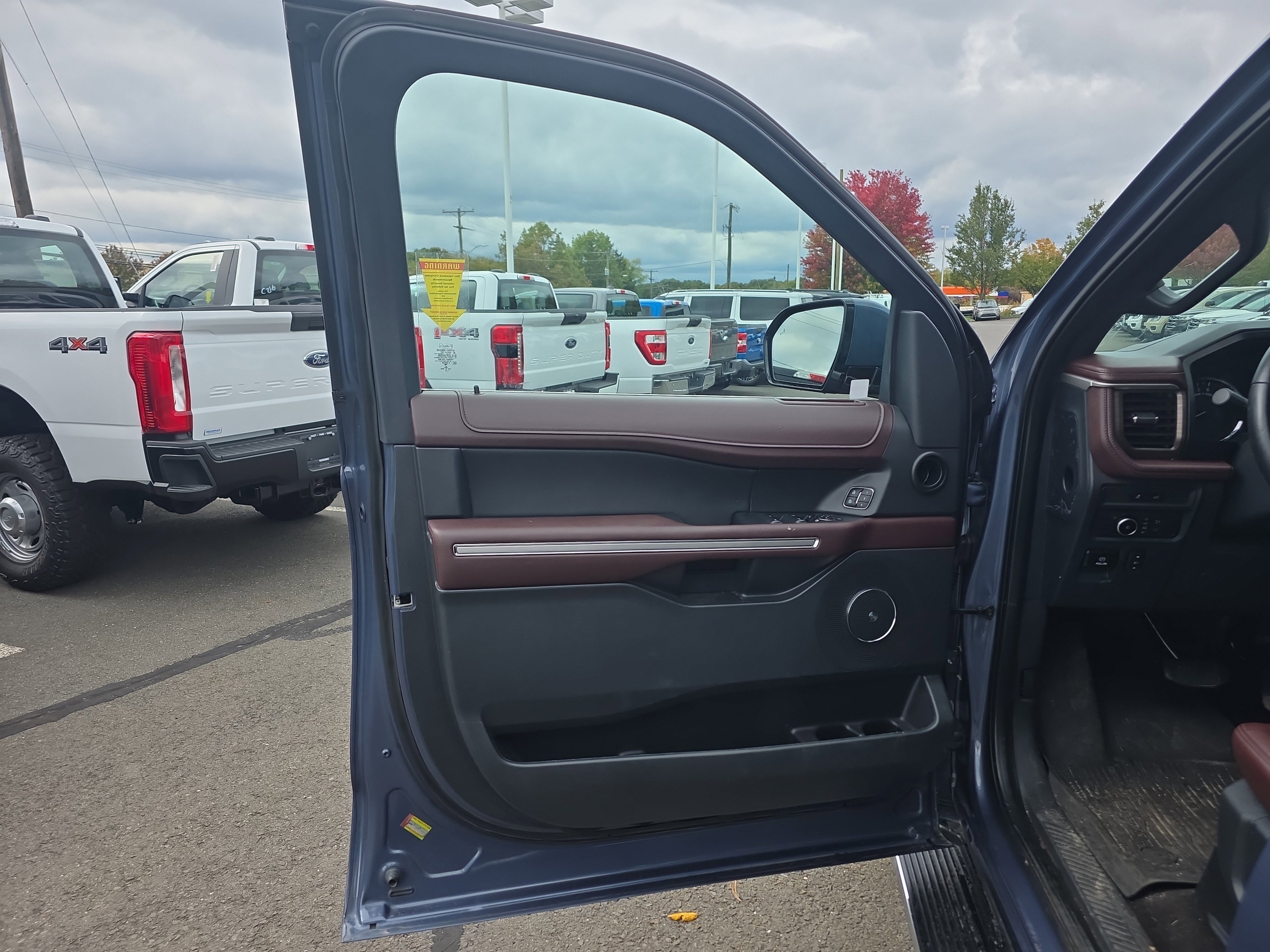 Certified 2022 Ford Expedition Max Limited image 29