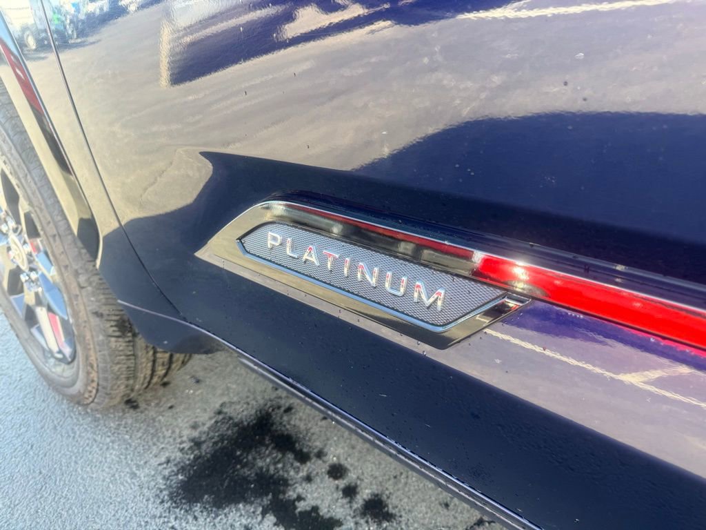 Used 2022 Toyota Tundra Platinum w/ Advanced Package image 10