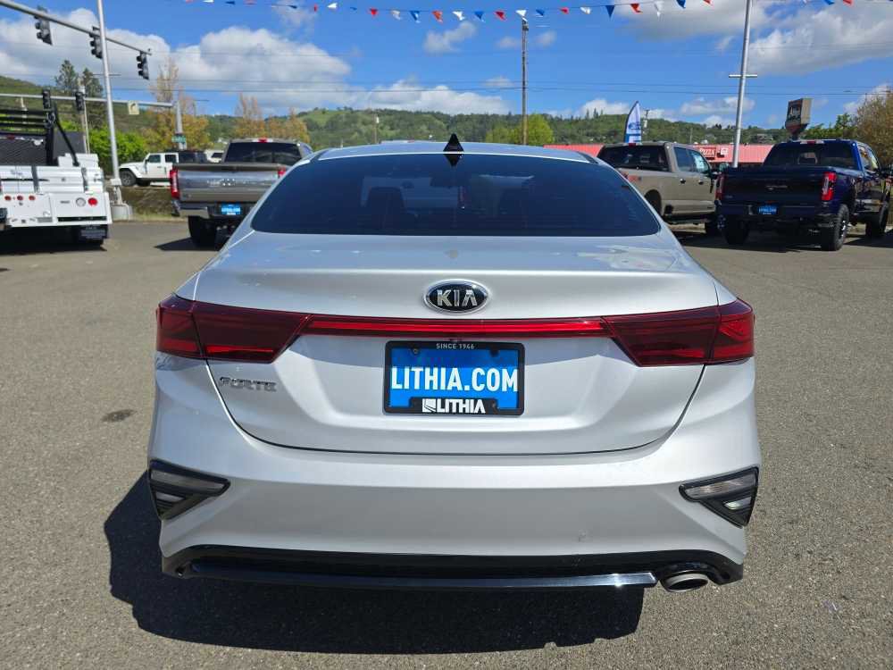 Used 2019 Kia Forte LXS FWD image 4